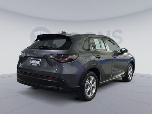 Used 2023 Honda HR-V LX image 7