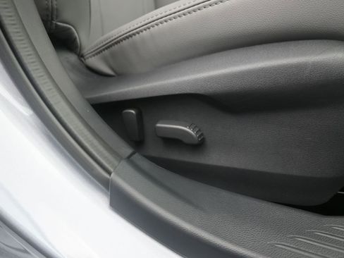 New 2025 Subaru Legacy Limited w/ Popular Package #2 image 17