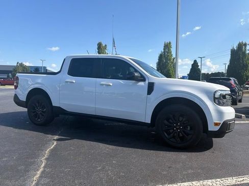 Used 2024 Ford Maverick Lariat w/ Black Appearance Package AWD/4WD image 4