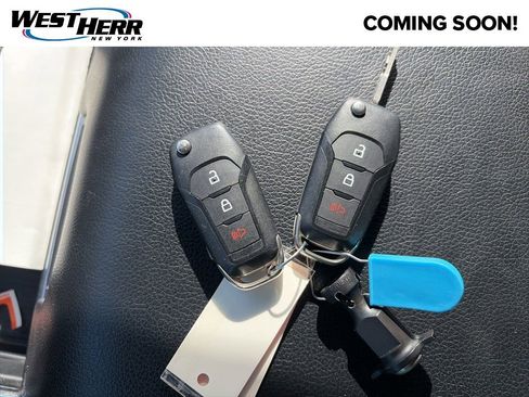 Used 2021 Ford F250 XLT w/ XLT Premium Package AWD/4WD image 10