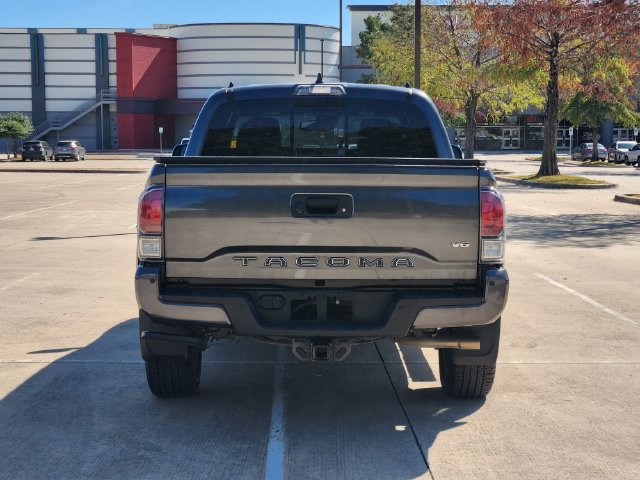 Used 2022 Toyota Tacoma Limited RWD image 6