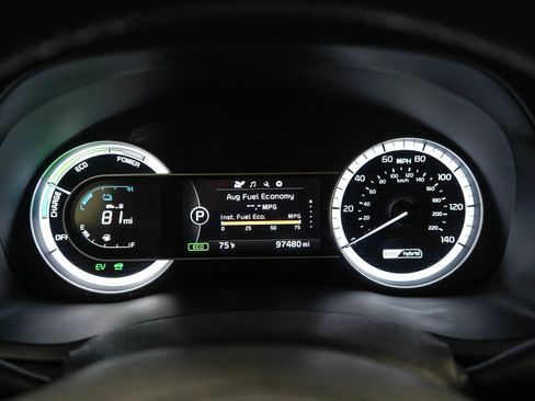 Used 2018 Kia Niro EX FWD image 22