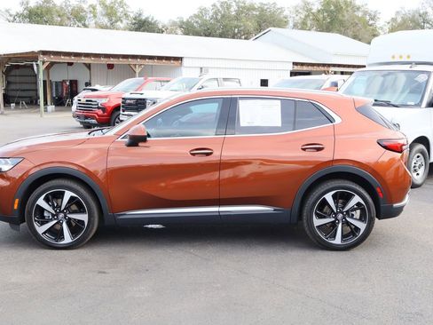 Used 2022 Buick Envision Essence w/ Technology Package I image 5