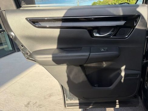 Used 2025 Honda CR-V EX-L image 19