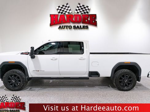 Used 2024 GMC Sierra 2500 AT4 w/ AT4 Premium Plus Package image 1