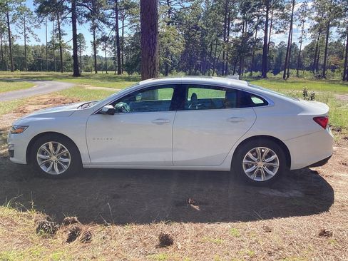 Used 2024 Chevrolet Malibu LT FWD image 9