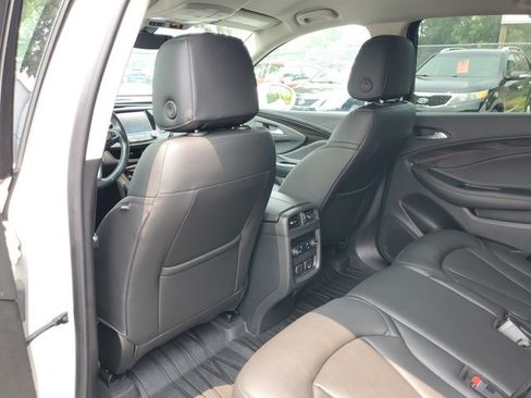 Used 2020 Buick Envision Essence AWD/4WD image 29
