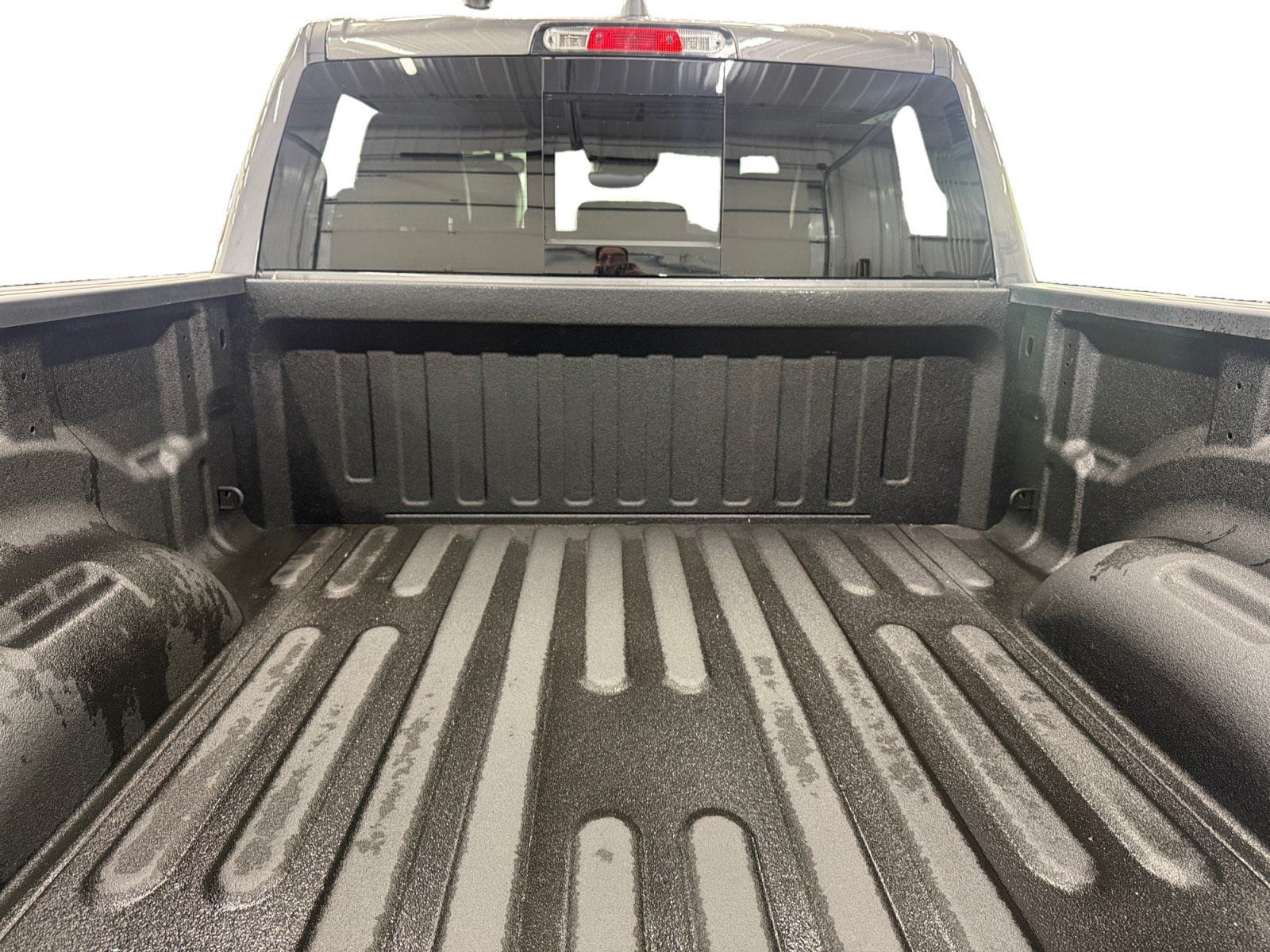Used 2024 RAM 1500 Laramie AWD/4WD image 28