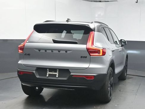 New 2026 Volvo XC40 B5 Ultra w/ Protection Package Premier AWD/4WD image 7