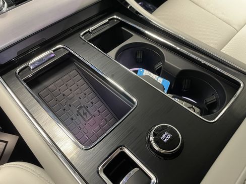 New 2025 Lincoln Aviator Reserve w/ Jet Appearance Package image 17