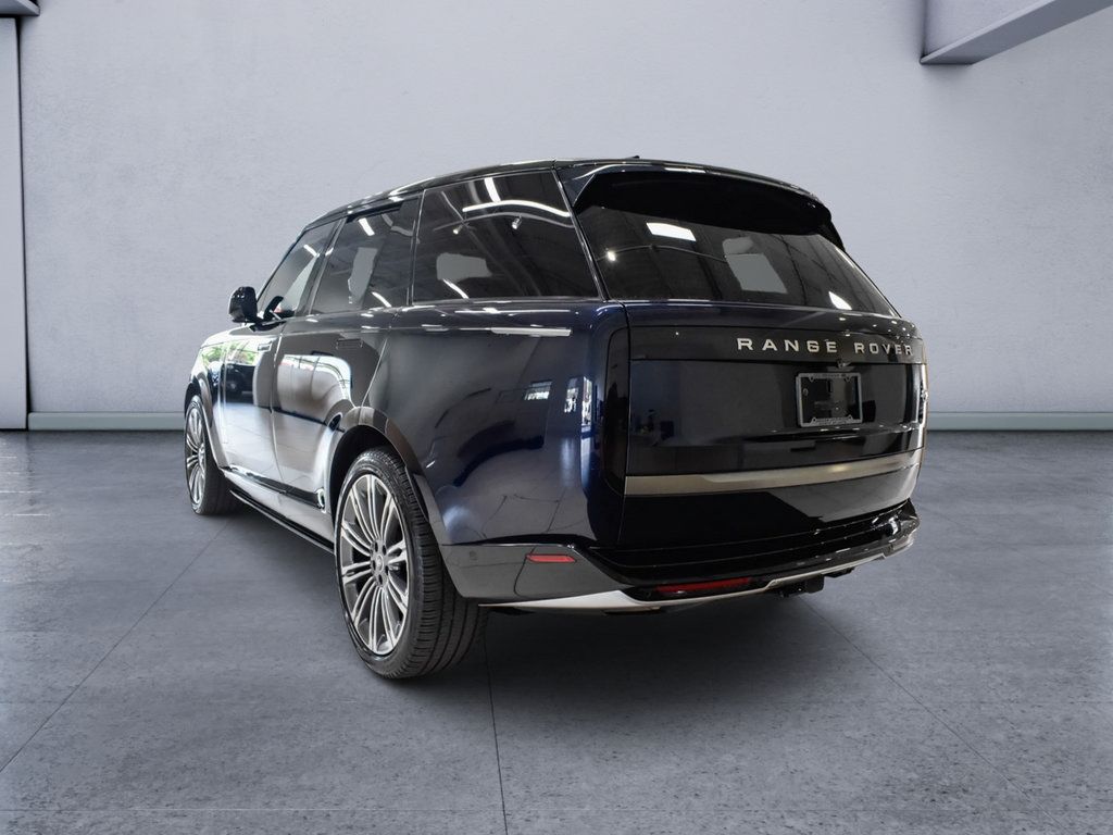 Used 2023 Land Rover Range Rover SE AWD/4WD image 6