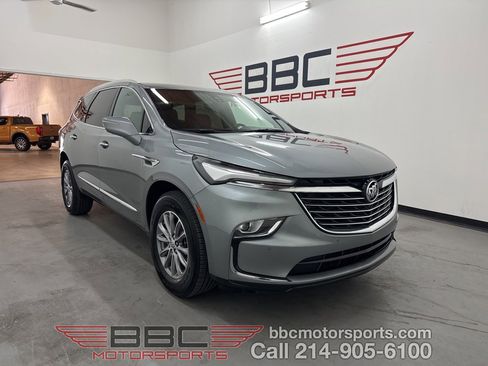 Used 2024 Buick Enclave Premium image 1