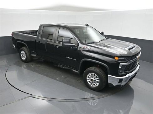 Used 2024 Chevrolet Silverado 2500 LT w/ Z71 Off-Road Package image 25