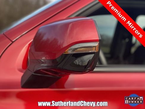 Certified 2024 Chevrolet Tahoe Z71 w/ Luxury Package image 12