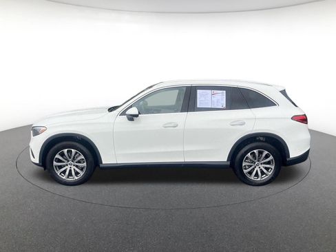 Used 2026 Mercedes-Benz GLC 300 4MATIC image 4