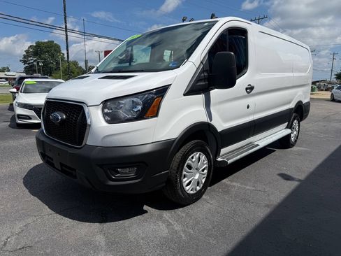 Used 2025 Ford Transit 250 Low Roof w/ Exterior Upgrade Package RWD image 3