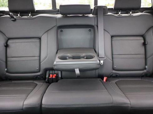 Used 2021 GMC Sierra 2500 Denali w/ Denali Ultimate Package AWD/4WD image 43