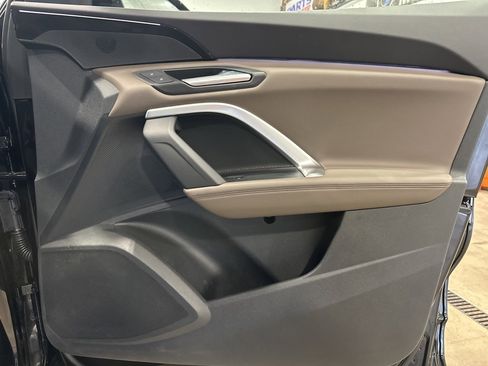 Used 2025 Audi Q5 2.0T Premium w/ Convenience Package image 17