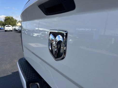 Used 2019 RAM 1500 Express image 32