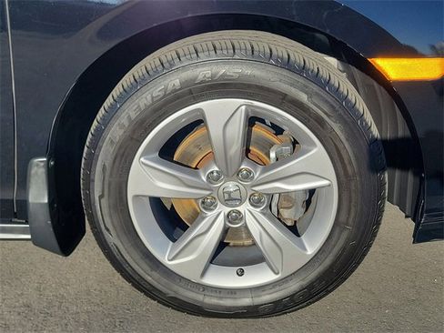 Certified 2018 Honda Odyssey EX-L image 5