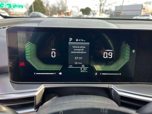 Used 2025 Kia Sorento S image 25