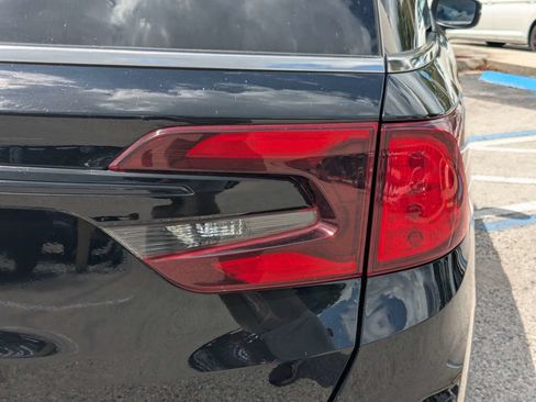 Used 2025 Honda Odyssey EX-L image 14