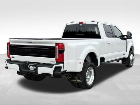 Used 2026 Ford F450 Platinum w/ FX4 Off-Road Package AWD/4WD image 17