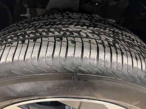 Certified 2024 Nissan Rogue SV image 47