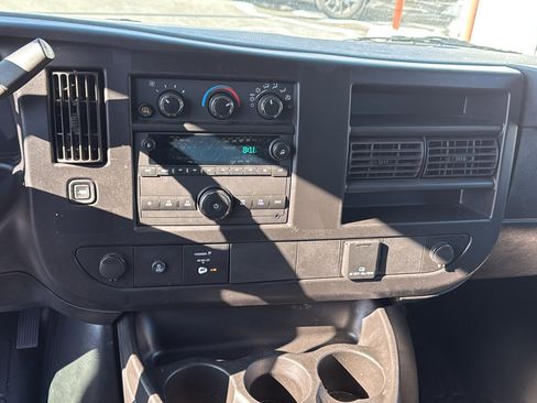 Used 2024 Chevrolet Express 2500 w/ Driver Convenience Package image 19