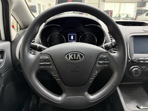 Used 2018 Kia Forte LX w/ LX Popular Package FWD image 22
