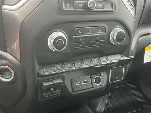 New 2025 GMC Sierra 2500 Pro w/ Convenience Package image 23