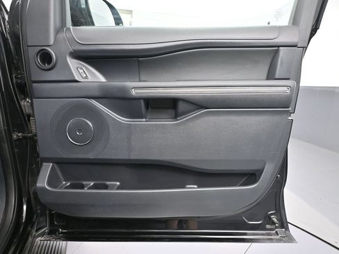 Used 2022 Ford Expedition XLT AWD/4WD image 47