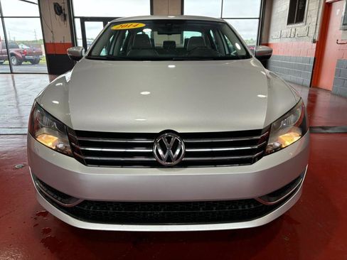 Used 2014 Volkswagen Passat 2.5 SE image 3