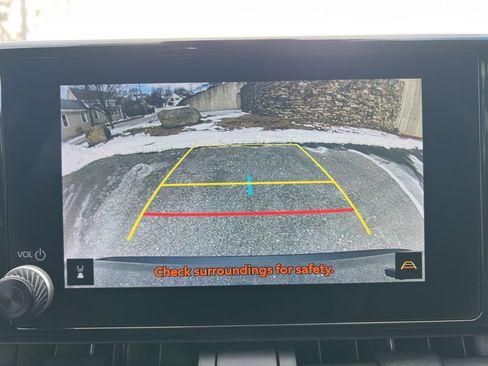 Used 2023 Toyota RAV4 XLE image 21