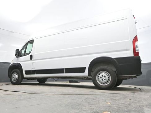 Used 2025 RAM ProMaster 2500 w/ Convenience Group image 33