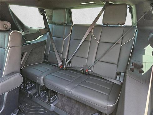 Used 2025 Cadillac Escalade Sport AWD/4WD image 23