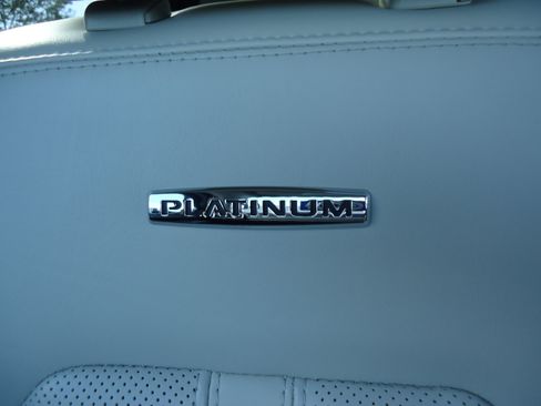 Used 2020 Ford Expedition Max Platinum AWD/4WD image 27