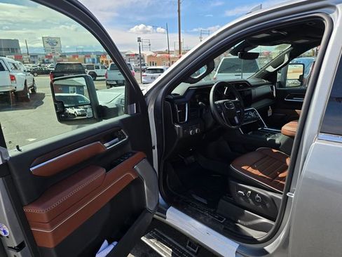 New 2026 GMC Sierra 2500 Denali Ultimate AWD/4WD image 19