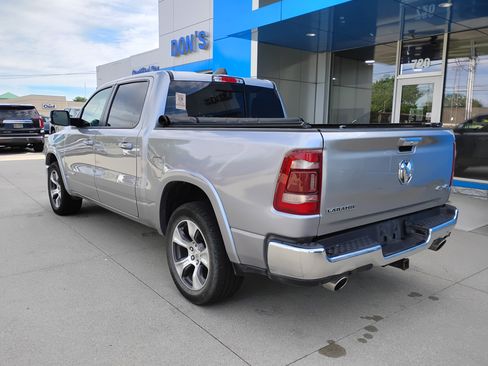 Used 2022 RAM 1500 Laramie AWD/4WD image 2