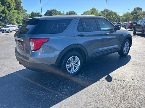 Used 2022 Ford Explorer 4WD w/ Class IV Trailer Tow Package image 3