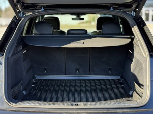 Used 2020 Audi SQ5 Premium Plus w/ Premium Plus Package image 49