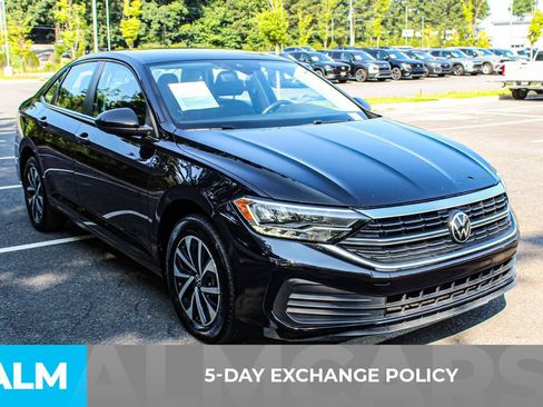 Used 2024 Volkswagen Jetta S FWD image 3