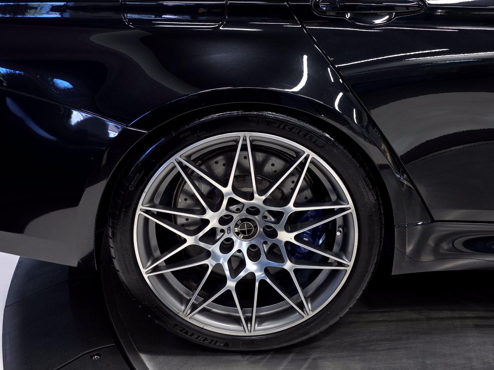 Used 2017 BMW M3 RWD image 51