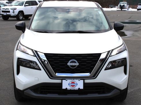 Used 2023 Nissan Rogue S AWD/4WD image 4