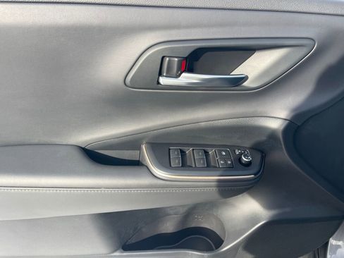 Used 2023 Toyota Crown XLE image 10