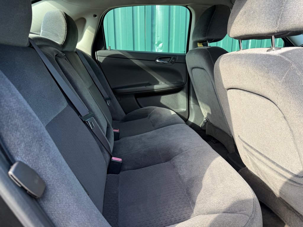Used 2013 Chevrolet Impala LT FWD image 9