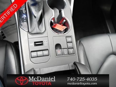 Certified 2025 Toyota Highlander XLE image 20