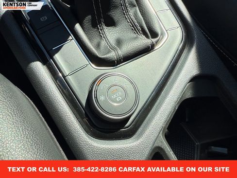 Used 2023 Volkswagen Taos SEL image 26