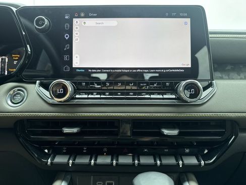 Used 2023 Chevrolet Colorado ZR2 w/ ZR2 Convenience Package III AWD/4WD image 18