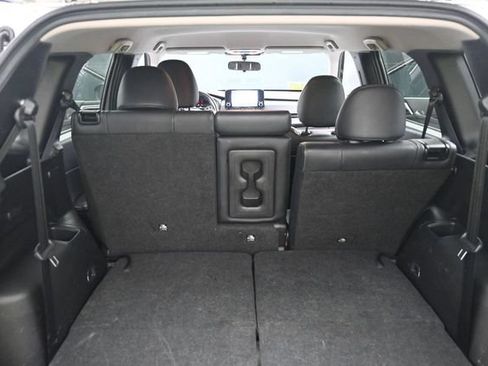 Used 2024 Mitsubishi Outlander SE FWD image 32